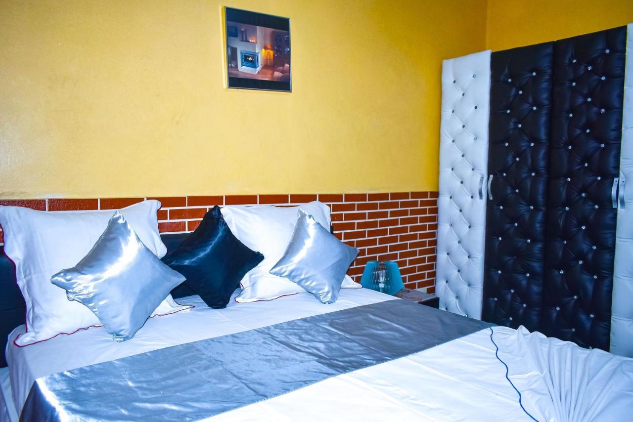 Residence Hoteliere Borel Denver Douala Kültér fotó