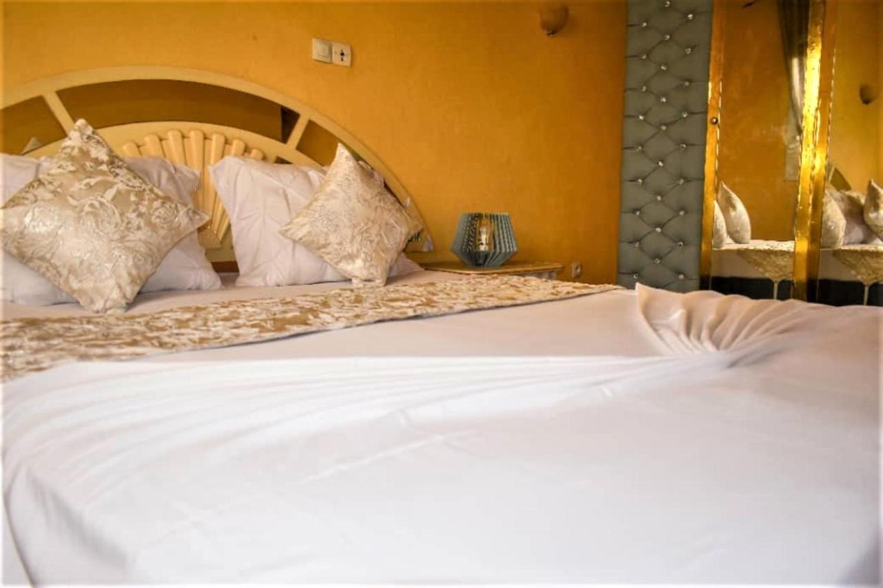 Residence Hoteliere Borel Denver Douala Kültér fotó