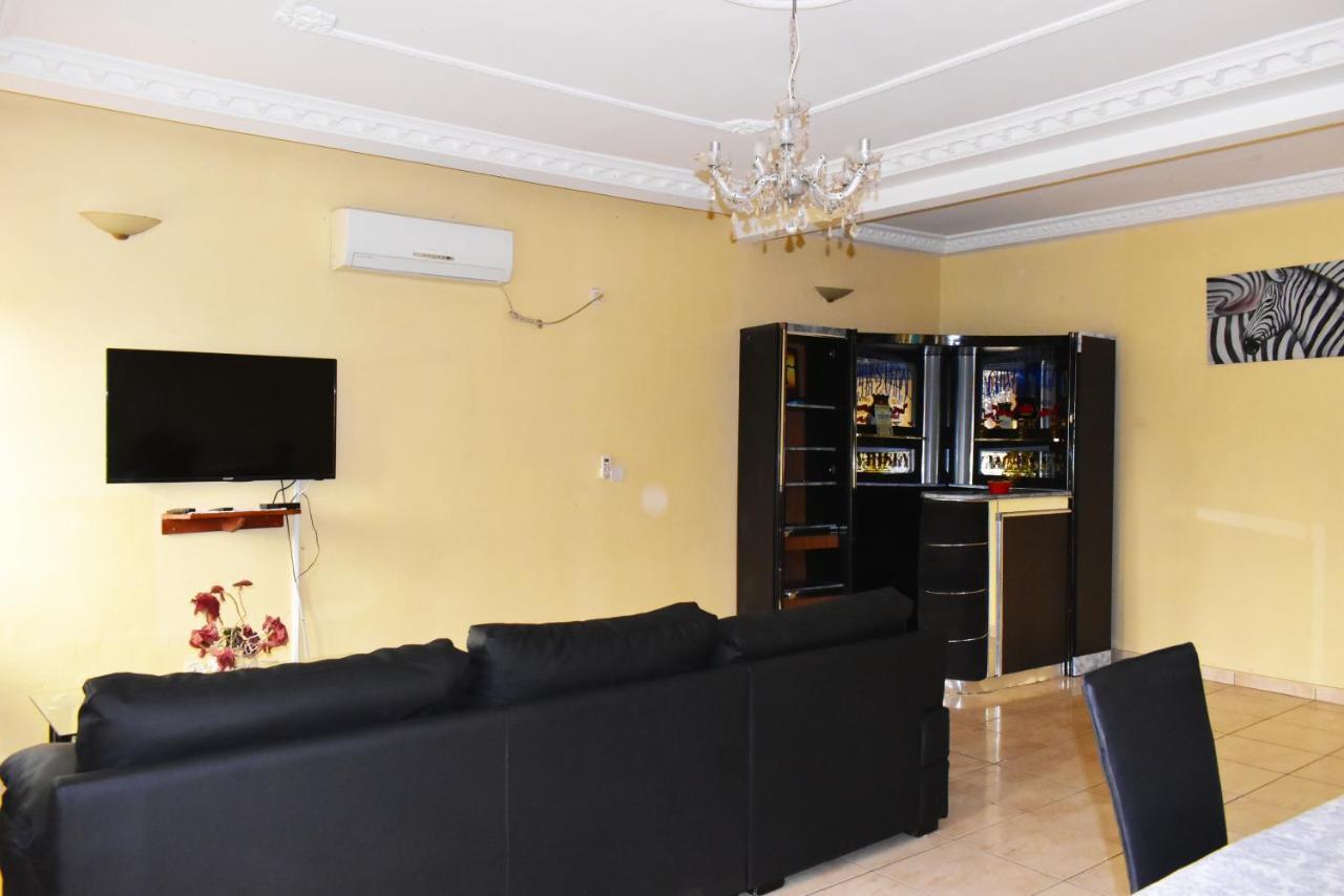 Residence Hoteliere Borel Denver Douala Kültér fotó